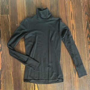Athleta Woolite Turtleneck